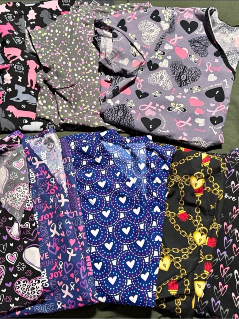 8 Heart & Ribbon print woman’s scrub tops. Size large